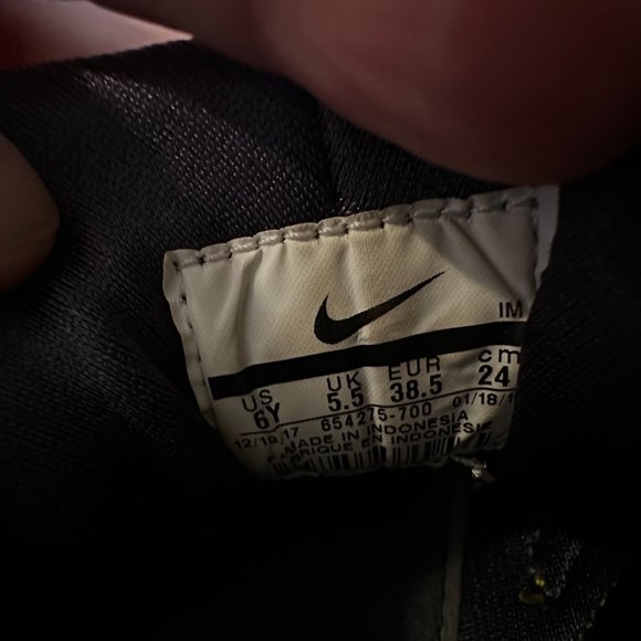 Nike Air Huarache Run Tour Yellow (Y6) - Picture 8 of 9